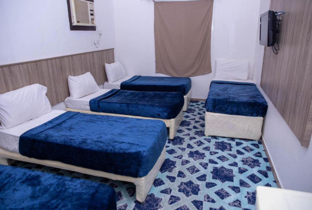 Budget friendly economy hotel room included in Umrah package from Riyadh